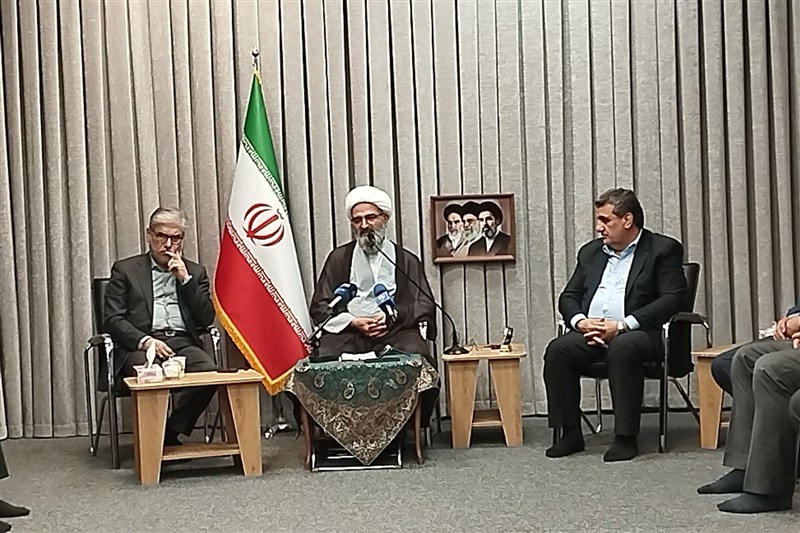دیدار وزیر علوم با نماینده ولی فقیه در استان سمنان
