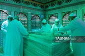 آیین غبارروبی ضریح مطهر رضوی
