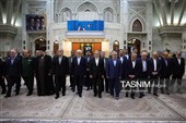 الرئیس الإیرانی وأعضاء الحکومة یجددون العهد مع مبادئ الإمام الراحل