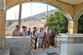 عبور از جاده‌های صعب‌العبور برای خدمت