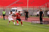 دیدار تیم‌های فوتبال تراکتور و پرسپولیس