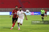 دیدار تیم‌های فوتبال تراکتور و پرسپولیس