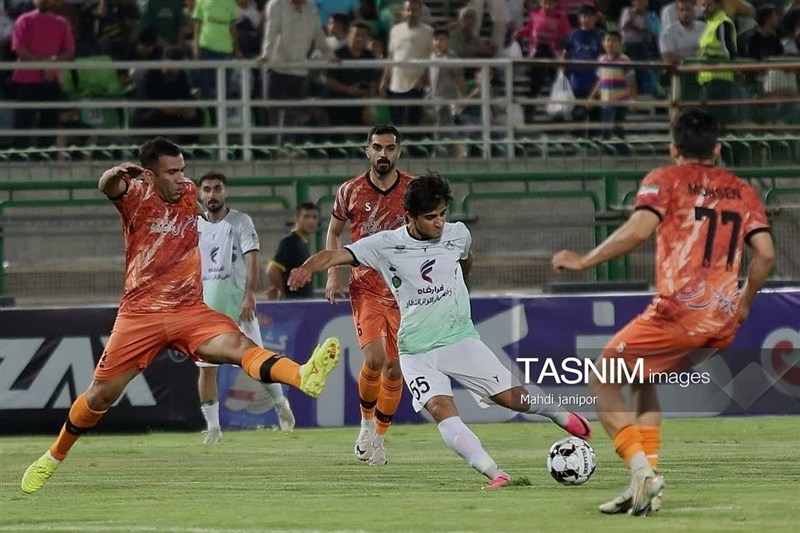 تیم فوتبال پرسپولیس , تیم فوتبال ملوان بندرانزلی , لیگ برتر فوتبال , مهدی تارتار , فوتبال , رسول خطیبی , مازیار زارع , 