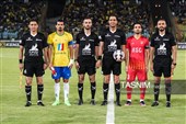 دیدار تیم های فوتبال صنعت نفت آبادان و فولاد خوزستان