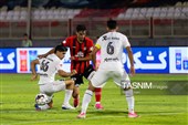 دیدار تیم‌های فوتبال تراکتور و پرسپولیس