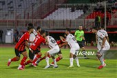دیدار تیم‌های فوتبال تراکتور و پرسپولیس