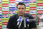 دیدار تیم‌های فوتبال تراکتور و پرسپولیس