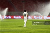 دیدار تیم‌های فوتبال تراکتور و پرسپولیس