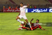 دیدار تیم‌های فوتبال تراکتور و پرسپولیس