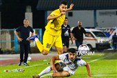 دیدار تیم‌های فوتبال ملوان بندرانزلی و فجر سپاسی