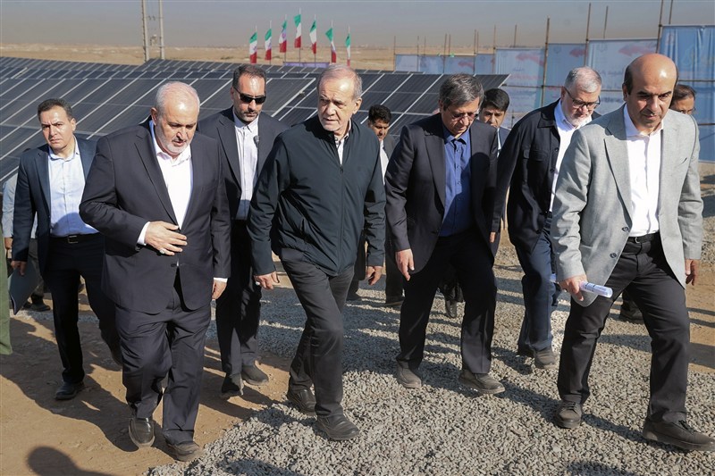 President Urges Expansion of Renewable Energy Technologies in Iran