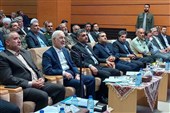 نیروگاه خورشیدی10مگاواتی خوسف توسط وزیر کشور افتتاح شد