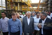 بازدید وزیر اقتصاد از صنایع آسیب‌دیده عسلویه در جنگ رمضان