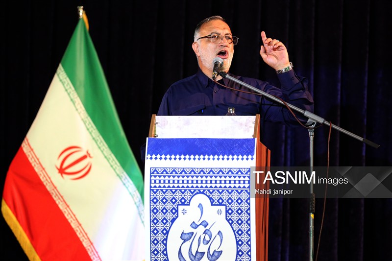 اخبار اصفهان , علیرضا زاکانی , شهردار تهران , آیت‌الله سید علی خامنه‌ای , شهید امام خامنه ای (ره) , آیت الله سید مجتبی خامنه‌ای , رهبر انقلاب , 