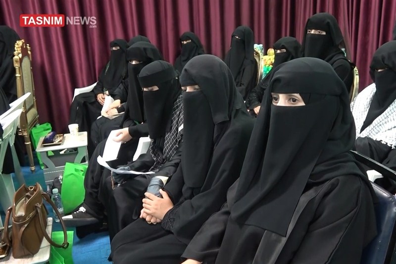 السفارة الإیرانیة بصنعاء تحیی ذکرى المولد النبوی الشریف للناطقین بالفارسیة من الیمنیین