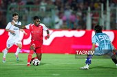 دیدار تیم‌های فوتبال پرسپولیس و ملوان بندرانزلی