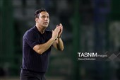 دیدار تیم‌های فوتبال پرسپولیس و ملوان بندرانزلی