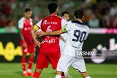 دیدار تیم‌های فوتبال پرسپولیس و ملوان بندرانزلی
