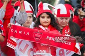 دیدار تیم‌های فوتبال پرسپولیس و ملوان بندرانزلی