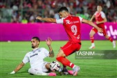 دیدار تیم‌های فوتبال پرسپولیس و ملوان بندرانزلی