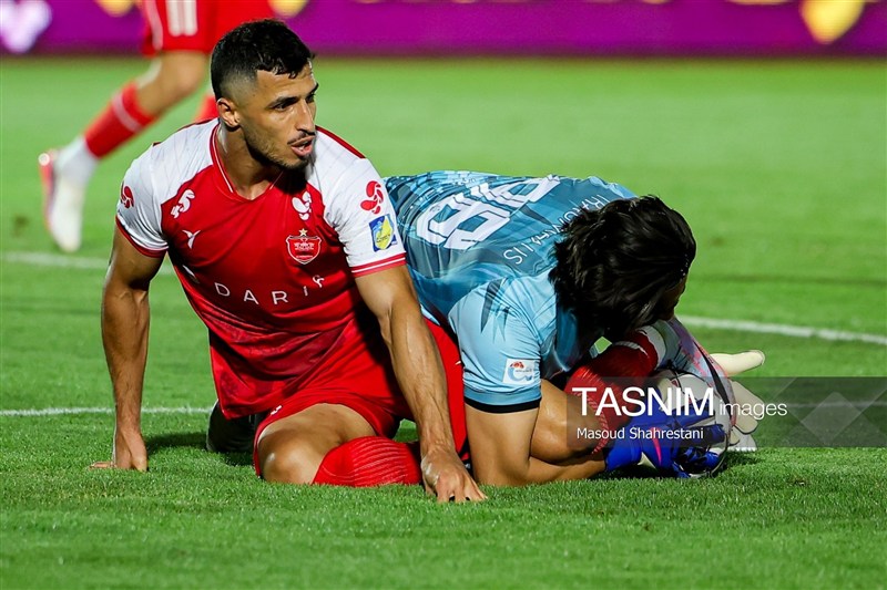 تیم فوتبال پرسپولیس , تیم فوتبال ملوان بندرانزلی , 