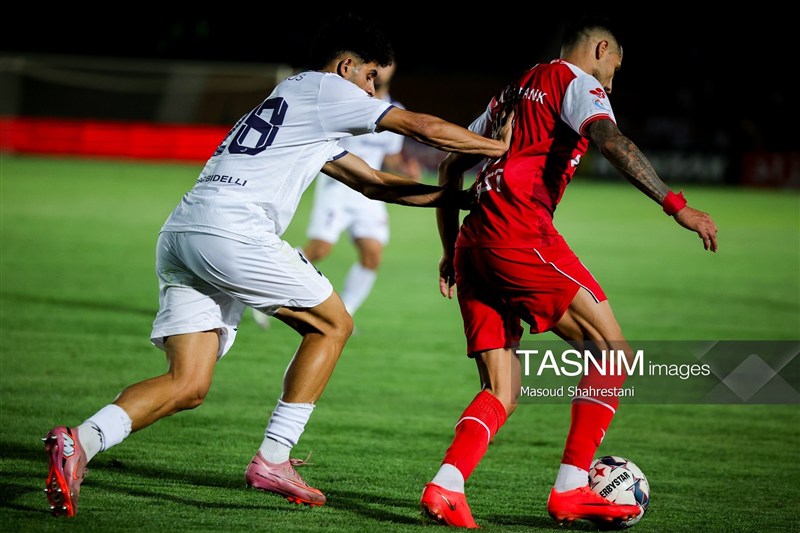 تیم فوتبال پرسپولیس , تیم فوتبال ملوان بندرانزلی , 