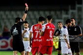 دیدار تیم‌های فوتبال پرسپولیس و ملوان بندرانزلی