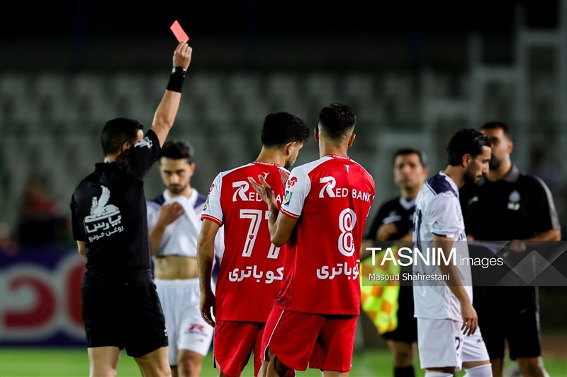 تیم فوتبال پرسپولیس , تیم فوتبال ملوان بندرانزلی , 