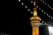 حال و هوای حرم مطهر رضوی در شب ولادت نبی اکرم صلی‌الله‌علیه‌وآله و امام صادق علیه‌السلام