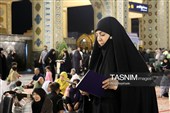 حال و هوای حرم مطهر رضوی در شب ولادت نبی اکرم صلی‌الله‌علیه‌وآله و امام صادق علیه‌السلام