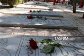 آیین گلباران و عطرافشانی قبور مطهر شهدا در اراک