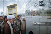 تشرف فرمانده نیروی پدافند هوایی ارتش به حرم مطهر رضوی