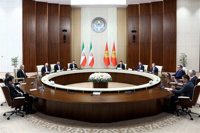 پزشکیان و صدر جباروف