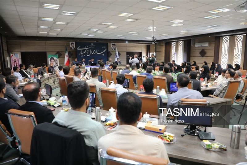 نخبگان چهارمحال و بختیاری دغدغه‌های خود را به معاون رئیس جمهور گفتند