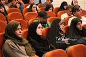 رونمایی از دو اثر فاخر هنری «خرمانخورده» و «بیل به دست» در کرمان