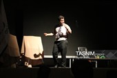 رونمایی از دو اثر فاخر هنری «خرمانخورده» و «بیل به دست» در کرمان