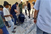 עיתונאים זרים ביקרו בזירת הפשע של התקיפה האמריקאית על חתונה בכוהסטכּ