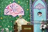 آبادانی شهر قم به برکت حضور کریمه اهل بیت(س) است