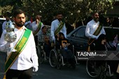 کجاوه‌ای از نور در سیل خروشان مردم مشتاق قم