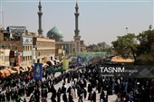 کجاوه‌ای از نور در سیل خروشان مردم مشتاق قم