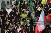 استقبال باشکوه مردم قم از کاروان نمادین حضرت معصومه(س)