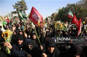 استقبال باشکوه مردم قم از کاروان نمادین حضرت معصومه(س)