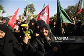 استقبال باشکوه مردم قم از کاروان نمادین حضرت معصومه(س)