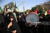 استقبال باشکوه مردم قم از کاروان نمادین حضرت معصومه(س)
