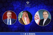 وزیرا خارجیة السعودیة وترکیا یبحثان هاتفیاً مع عراقجی تطورات المنطقة
