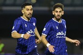 حمایت هواداران پرسپولیس از عالیشاه و شعار علیه خداداد