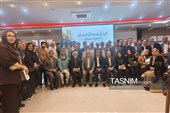 نیم‌قرن خدمت پزشکی و فرهنگی در قاب تصاویرگزارش تصویری از آیین تجلیل از نیم‌قرن فعالیت فرهنگی دکتر مح