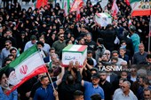 تشییع پیکر 2 شهید حادثه بلوار وکیل‌آباد مشهد در حرم مطهر رضوی