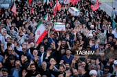 تشییع پیکر 2 شهید حادثه بلوار وکیل‌آباد مشهد در حرم مطهر رضوی