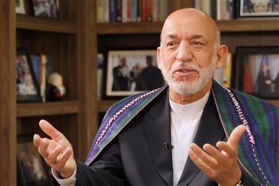کرزی: افغان‌ها درخارج با قانون‌مداری، آموزش و تلاش می‌توانند موفق شوند